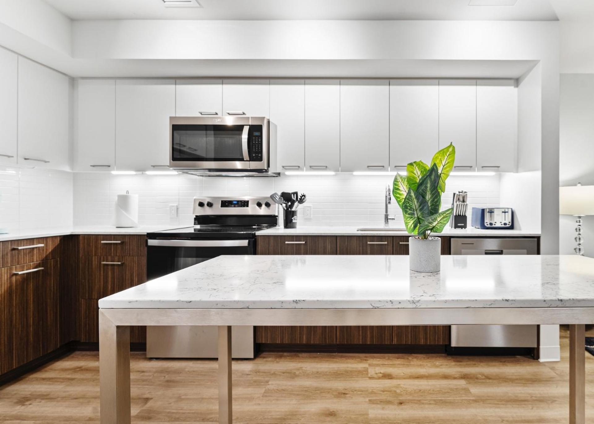 Furnished Luxury Apartment Next To Harvard Stadium Бостън Екстериор снимка